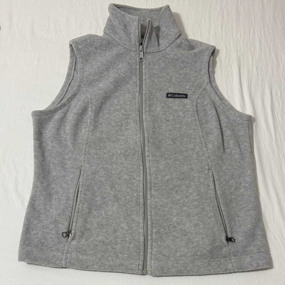 Columbia Heather Gray Fleece Vest